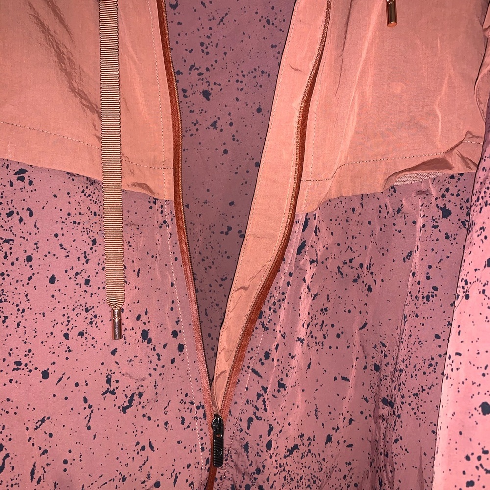 Lululemon Ride & Reflect Jacket - Picture 9 of 10